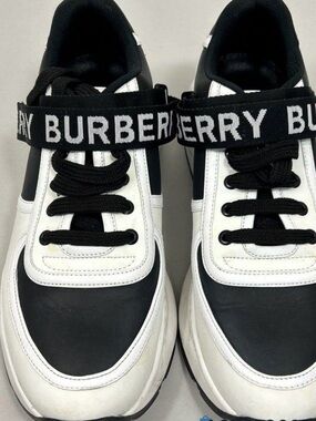 Burberry Black and White Logo Detail Sneakers size 8. Worn 2 or 3 times